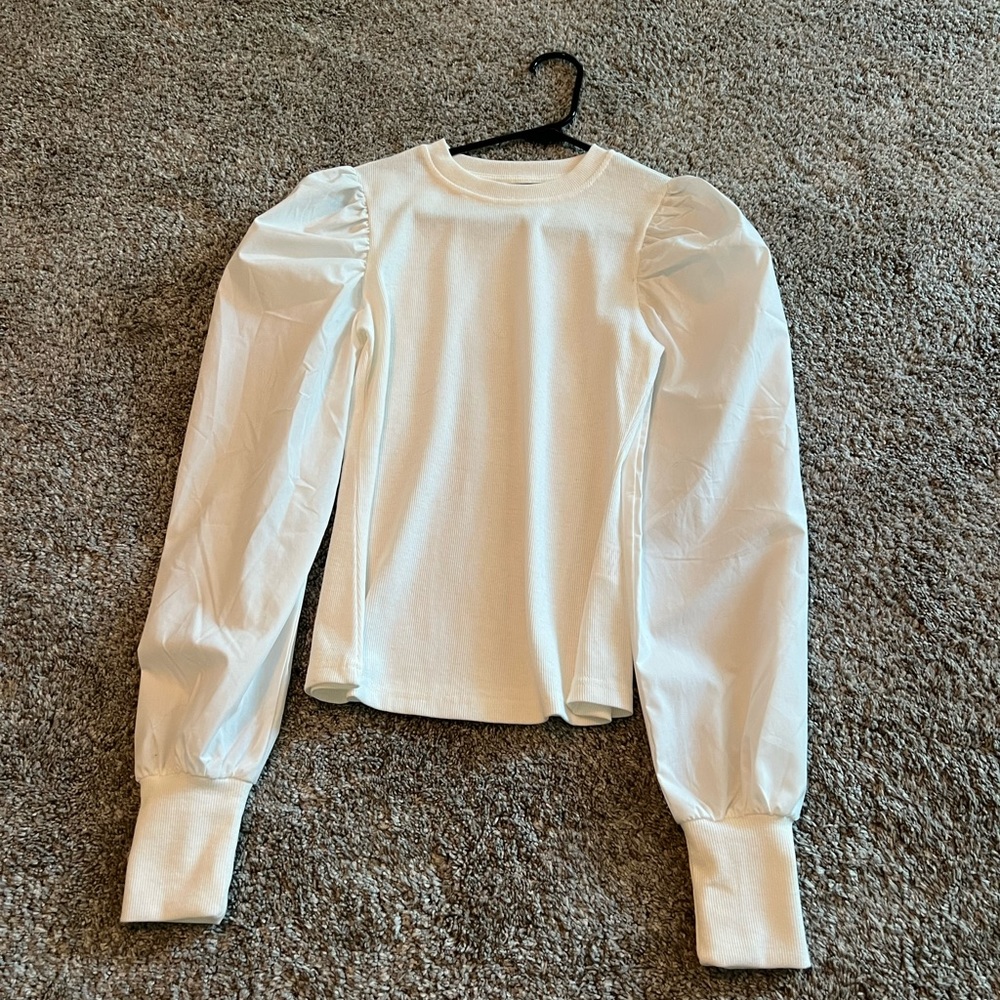 Small white long sleeve with puffy sleeves from shein